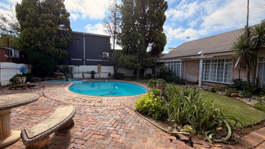 To Let 4 Bedroom Property for Rent in Die Bult North West